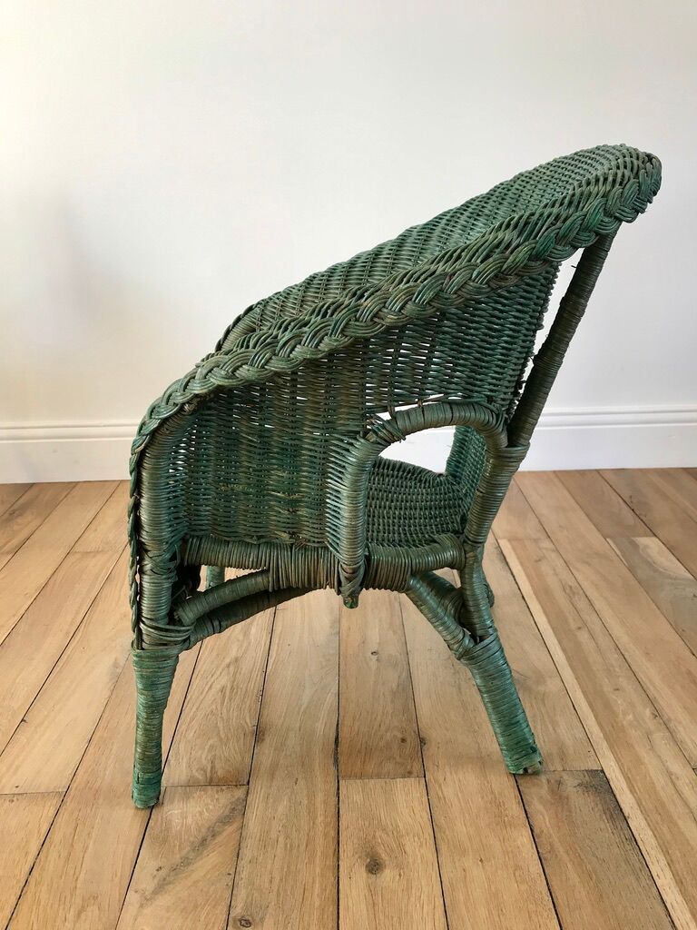 Fauteuil enfant en rotin vert années 60-70