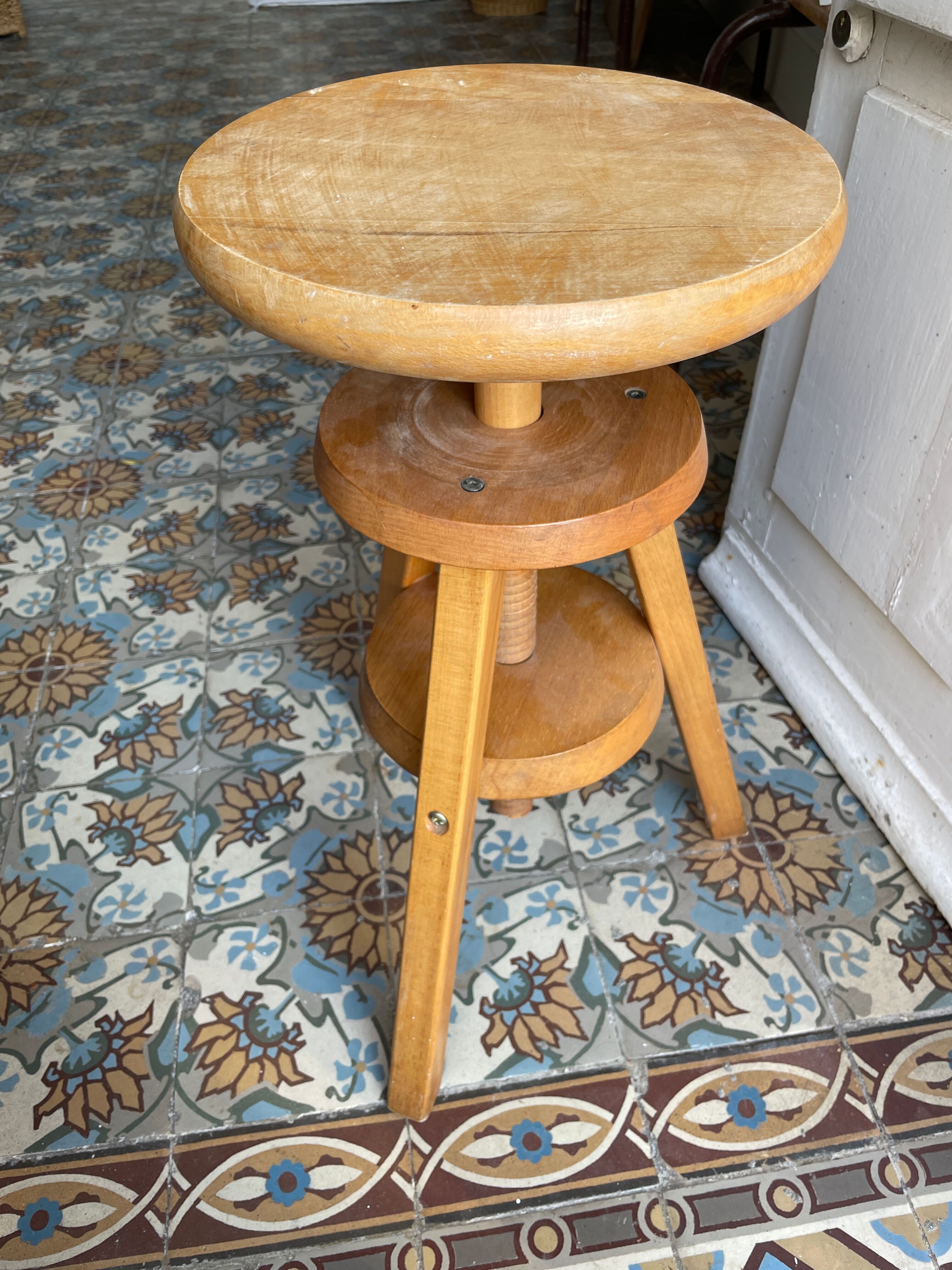 Painter's stool