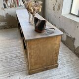 Double-sided counter with XL oak compartments