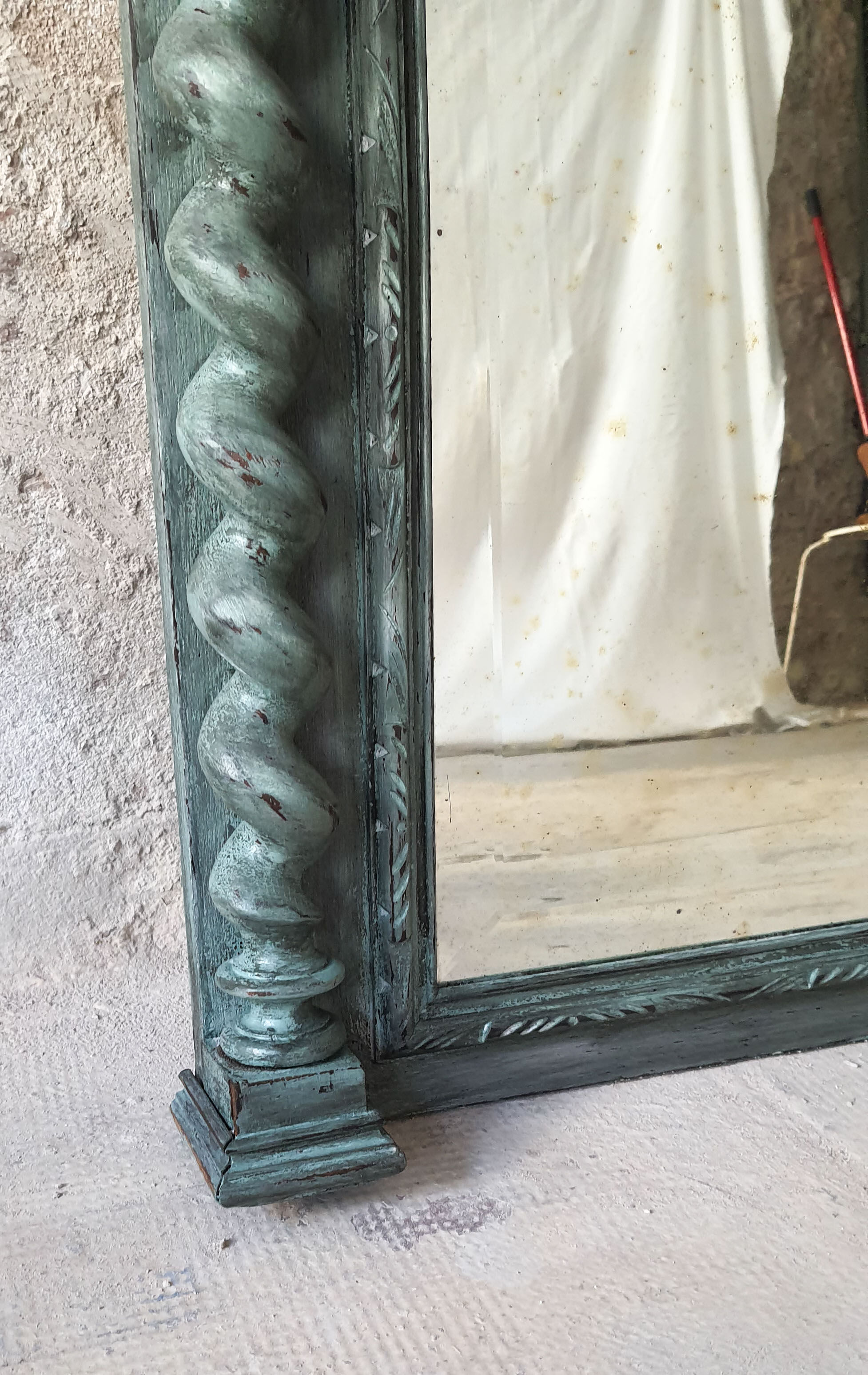Miroir Louis XIII Shabby Chic patiné 166cm