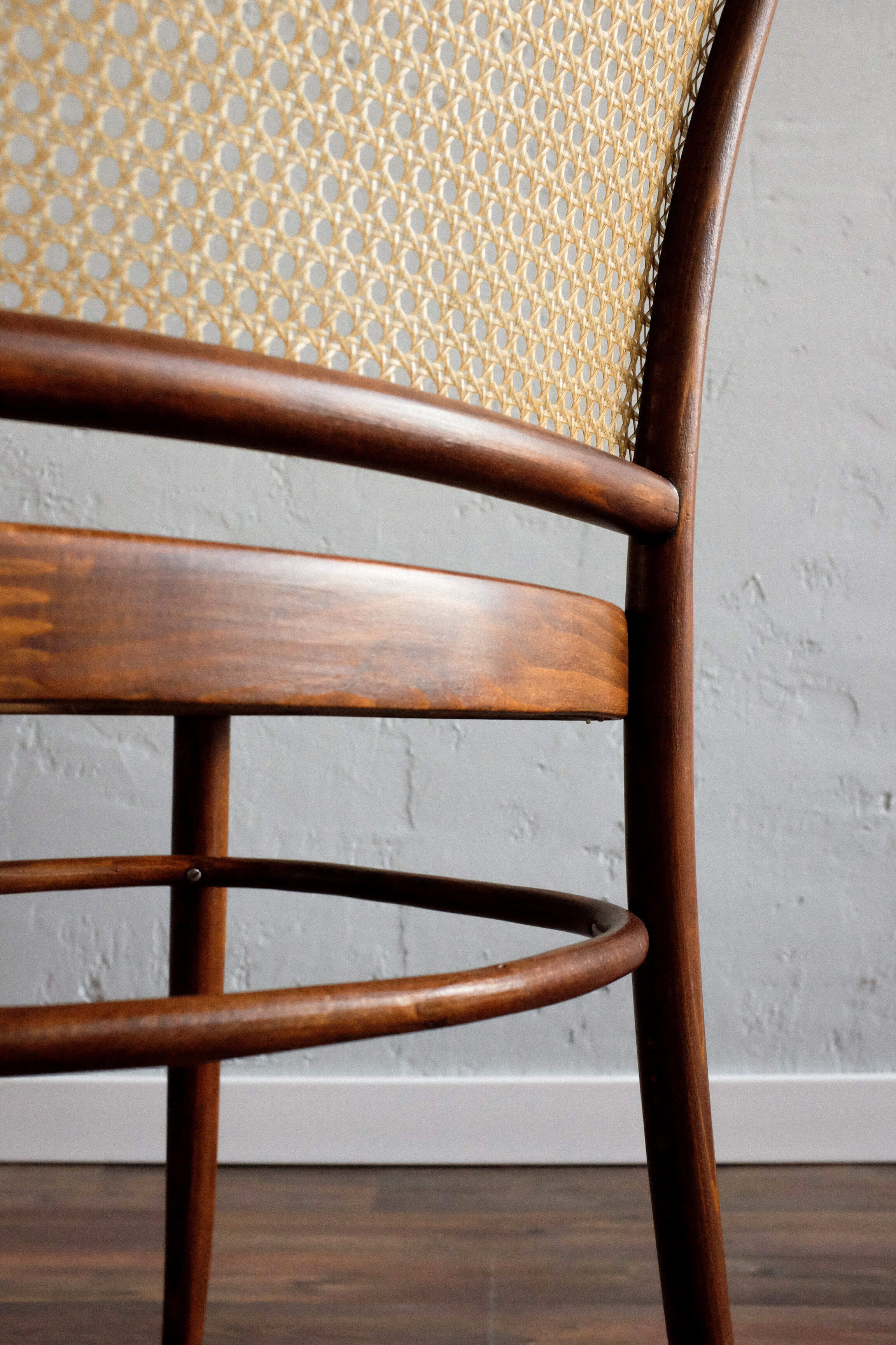 Ensemble de 2 chaises par Josef Hoffmann pour TON, modèle 811, années 1970