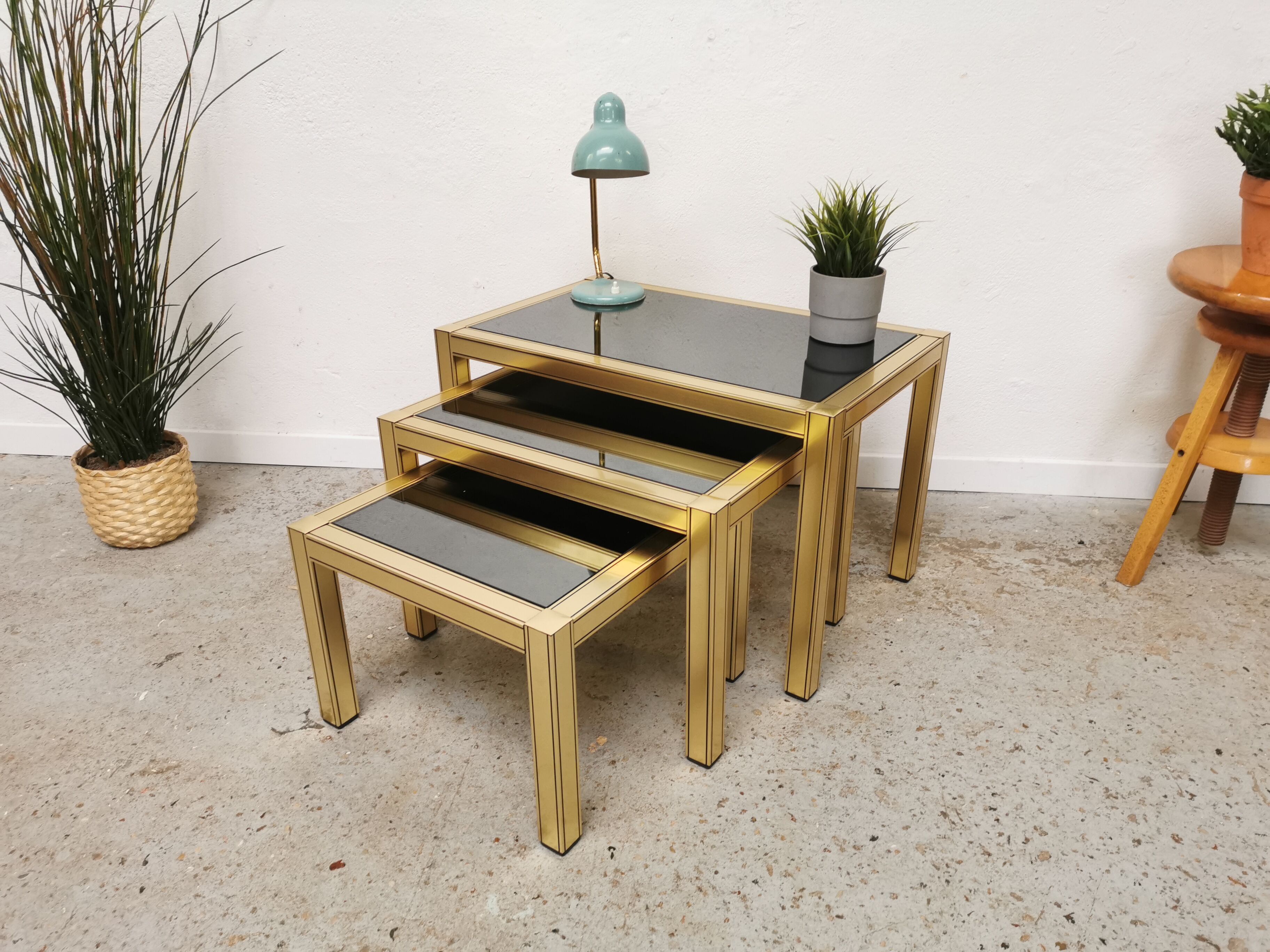 Tables gigognes laiton doré vintage 1970