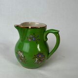 Pot à lait vert à fleurs émaillées