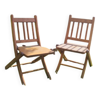 Chaises enfants en bois