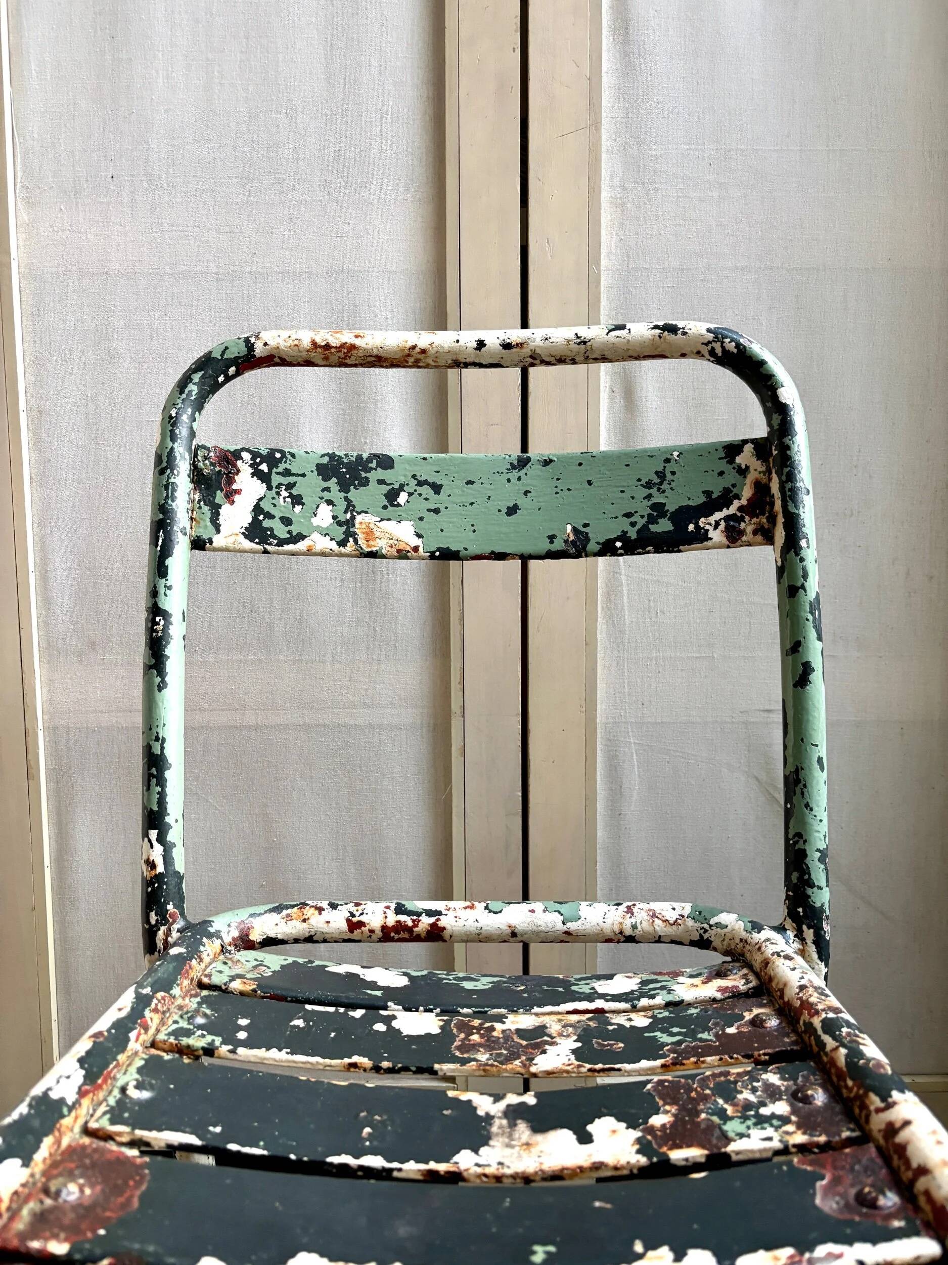 Chaise de jardin Tolix en métal vert n°4