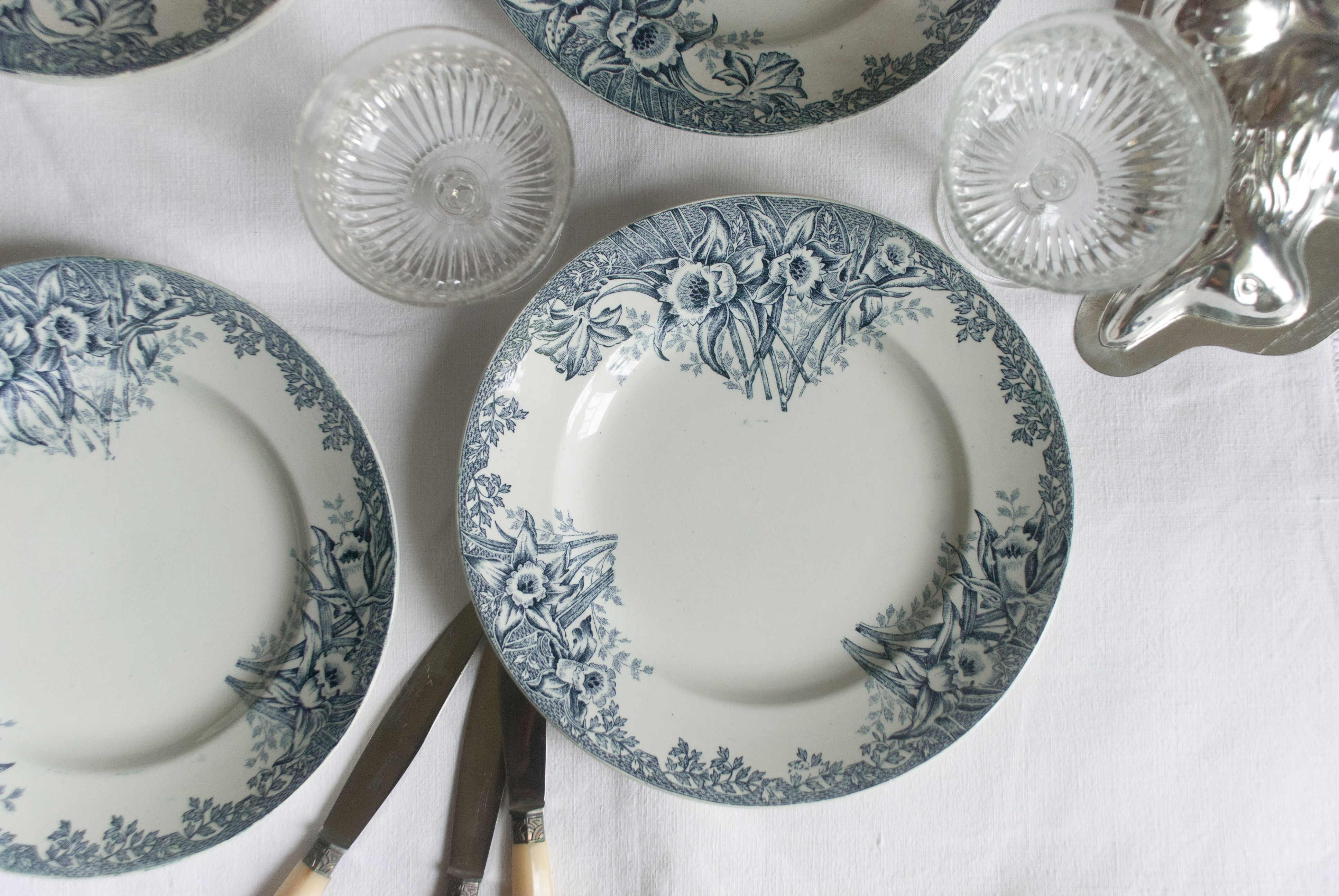 Old 4 plates "Narcisses"