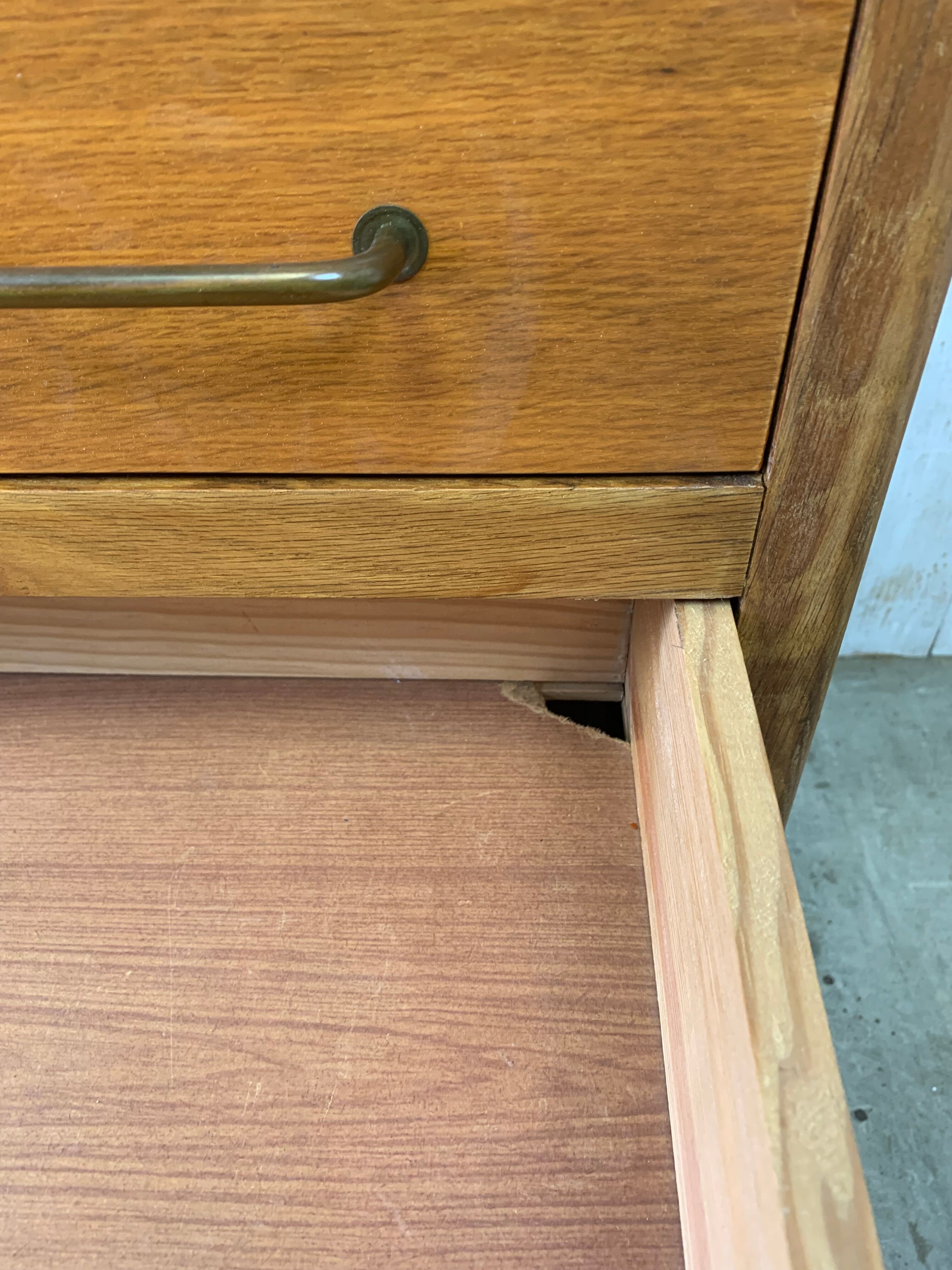 Vintage chest of drawers