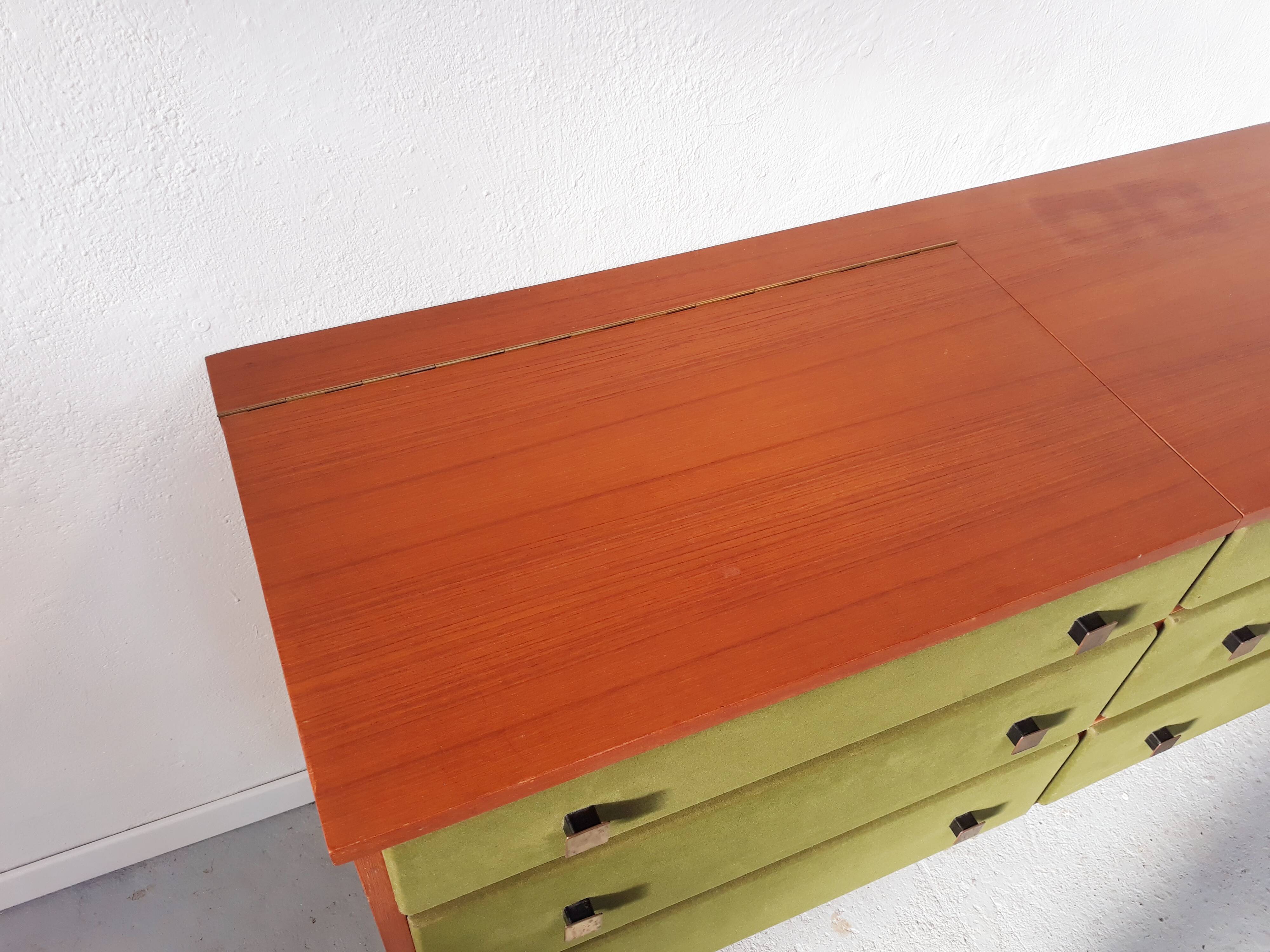 Commode coiffeuse design par Roger Landault