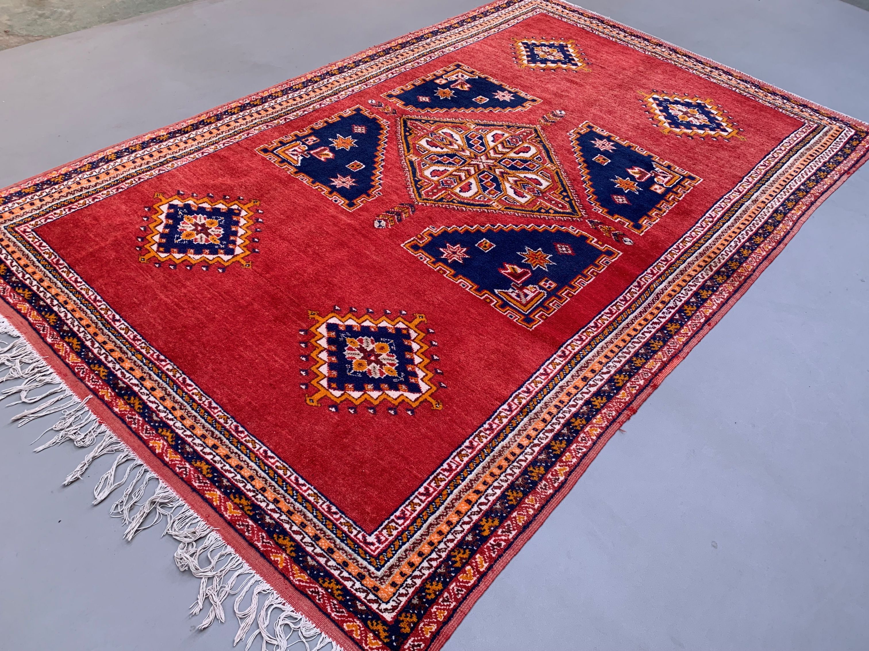Vintage moroccan rug 320x201 cm tazenacht berber atlas, tribal red, blue large