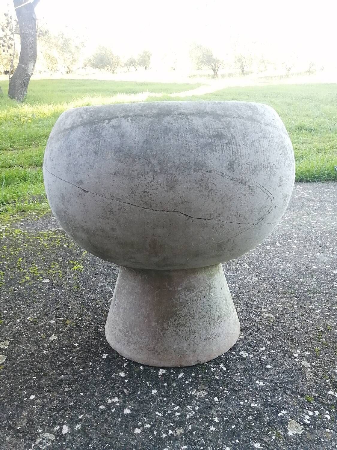 Vintage robert pansart outdoor armchair for elo in fiber cement.