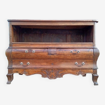 Provencal Louis XV style chest of drawers