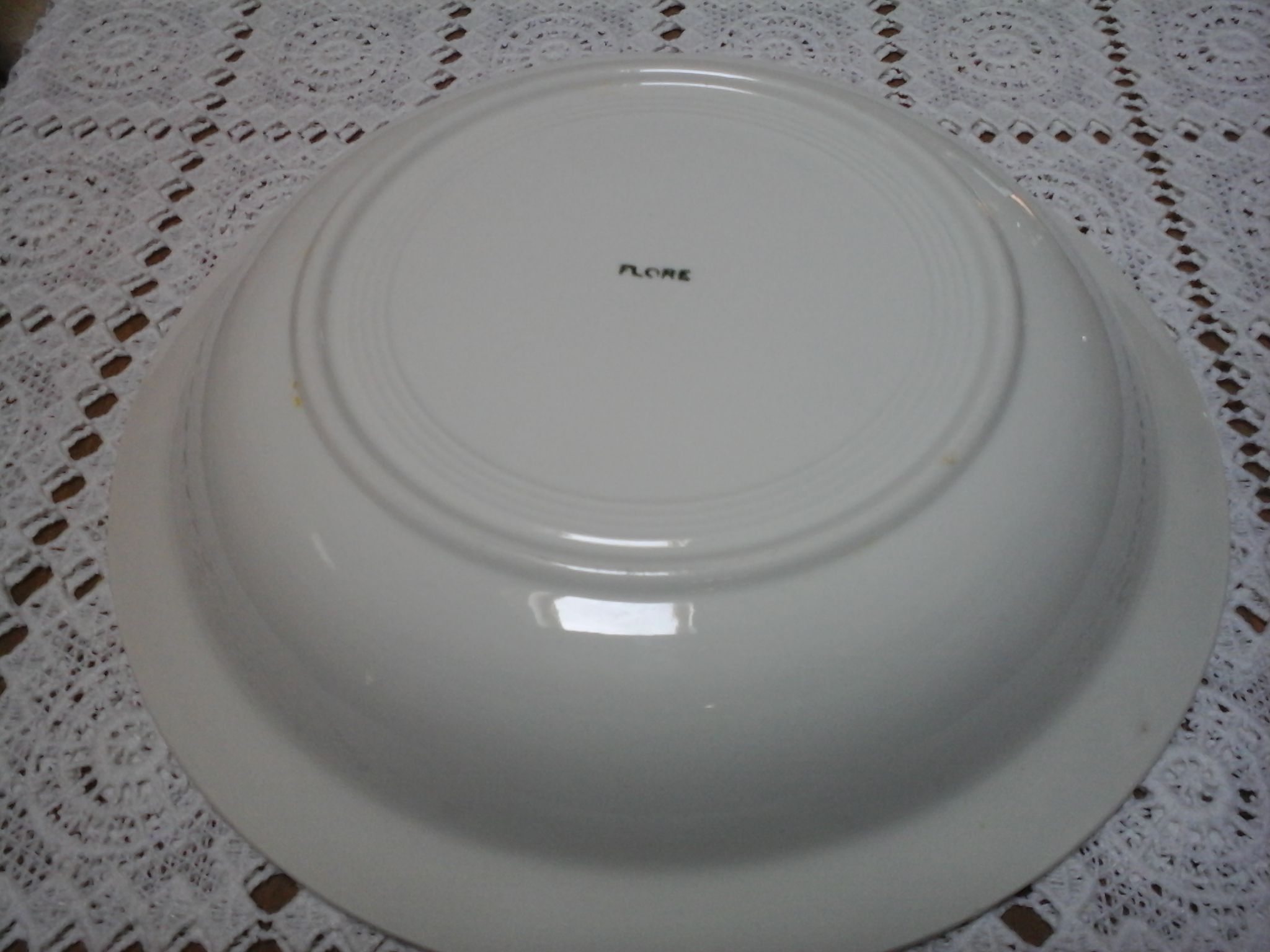 Hollow dish Flora / Pexonne