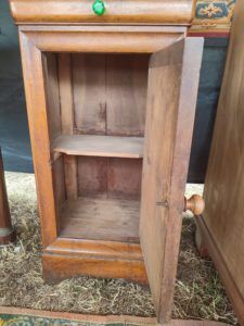 Chevet louis philippe en noyer et marbre