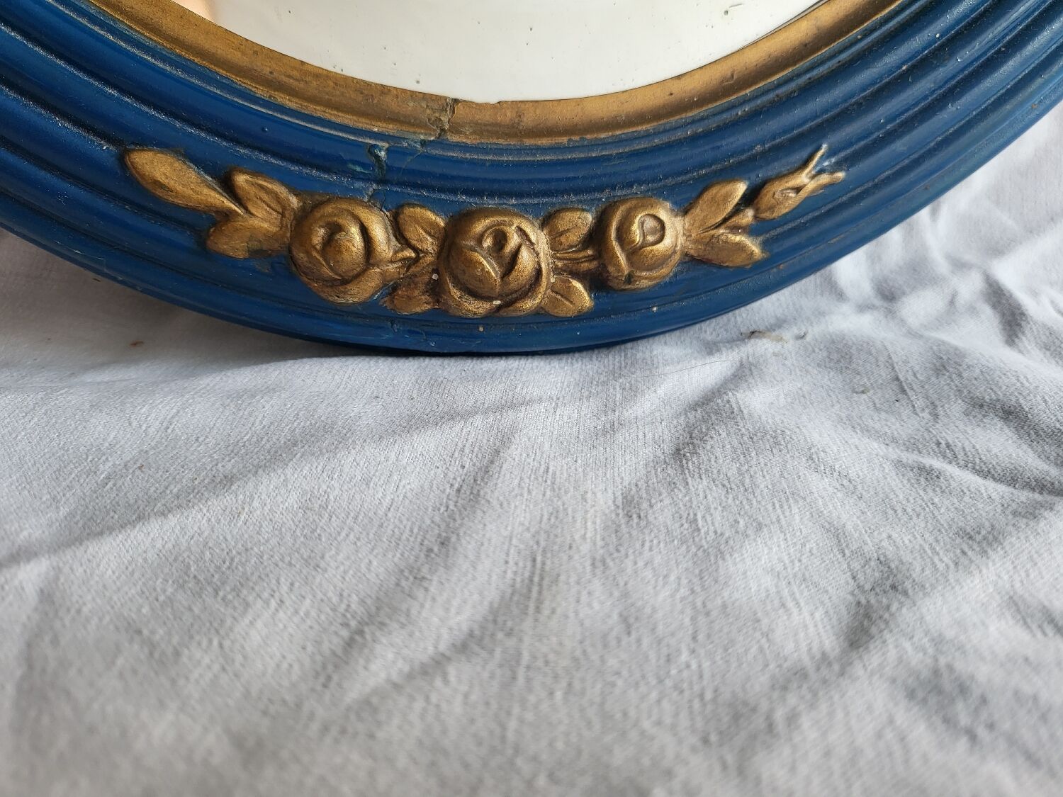 Antique oval mirror, royal blue and gold – rose design – 80 x 52 cm