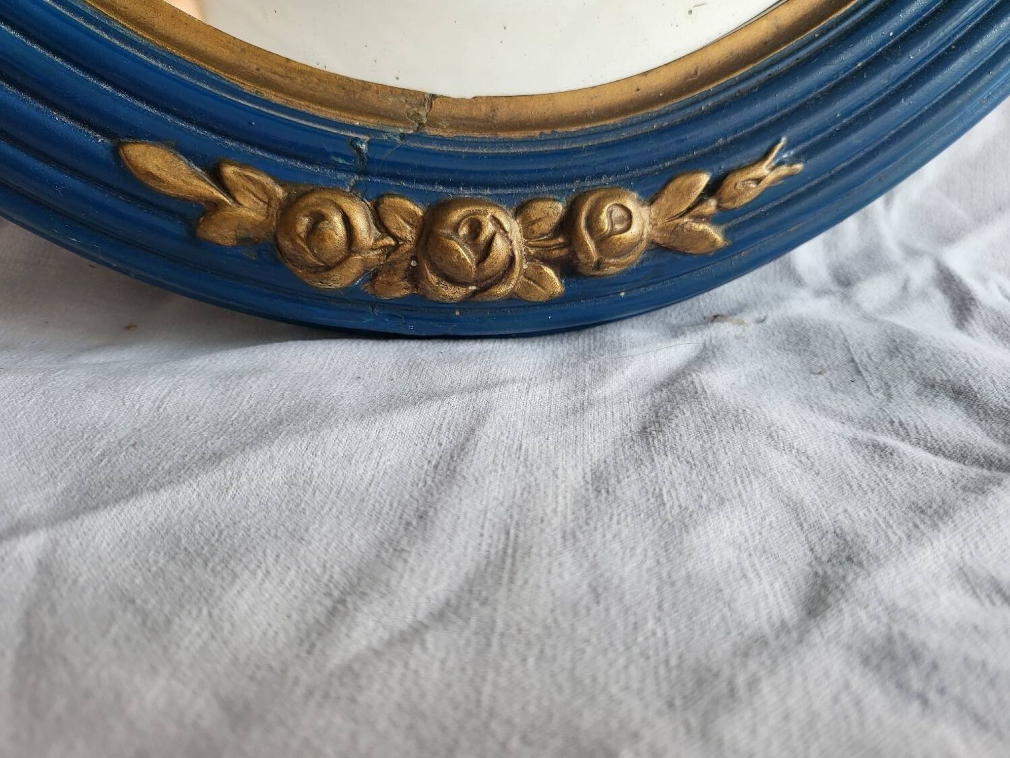 Antique oval mirror, royal blue and gold – rose design – 80 x 52 cm