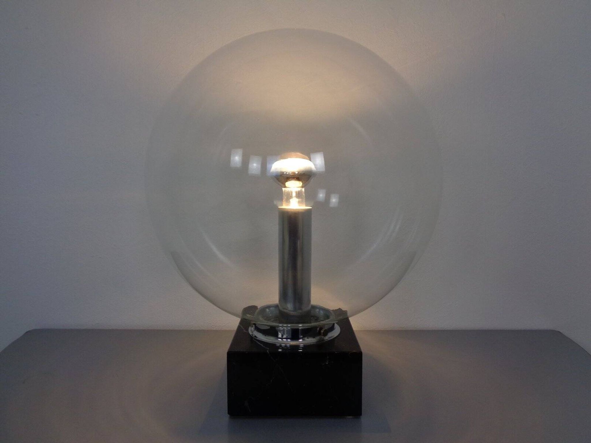 Large glass globe and marble table lamp from Erco, 1960s.