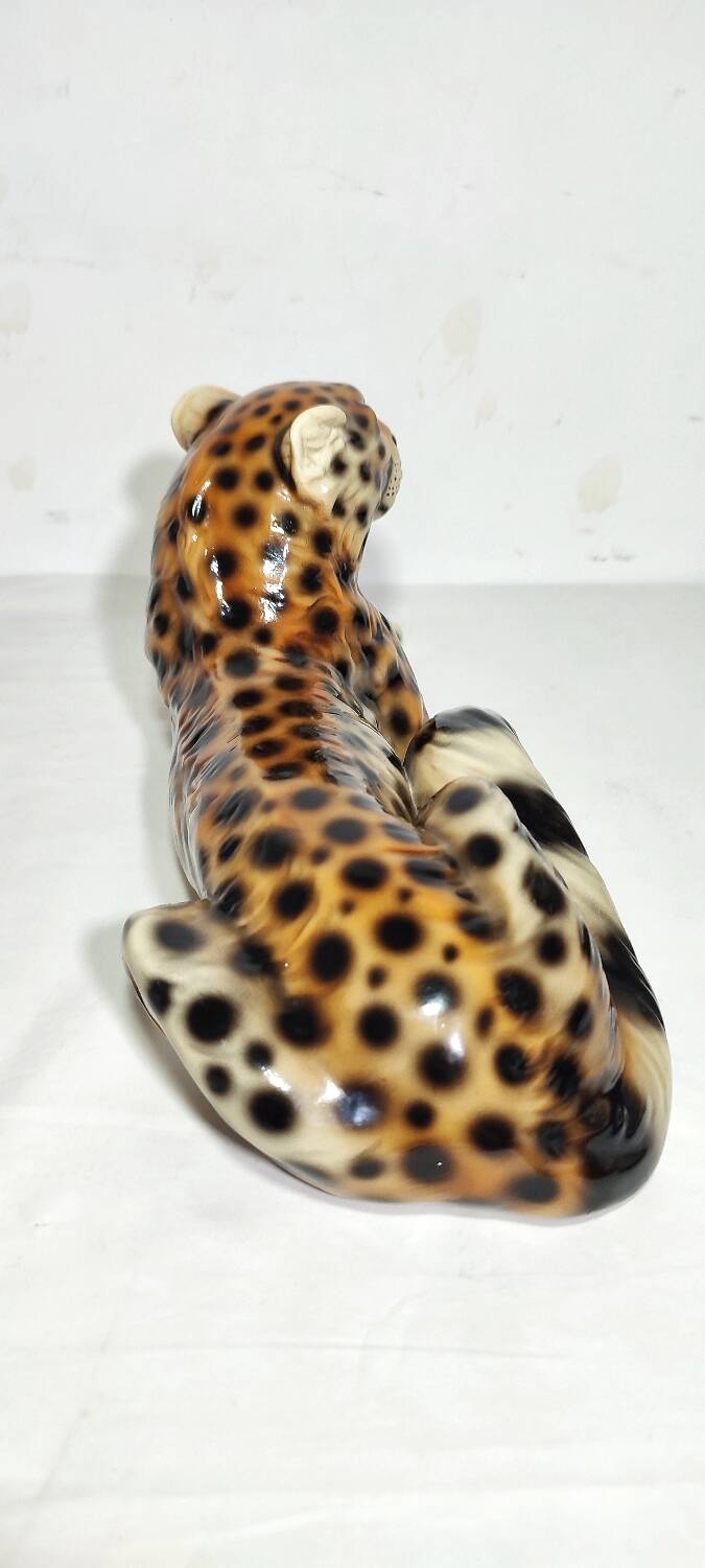 Leopardo de cerámica. España, 1960s.