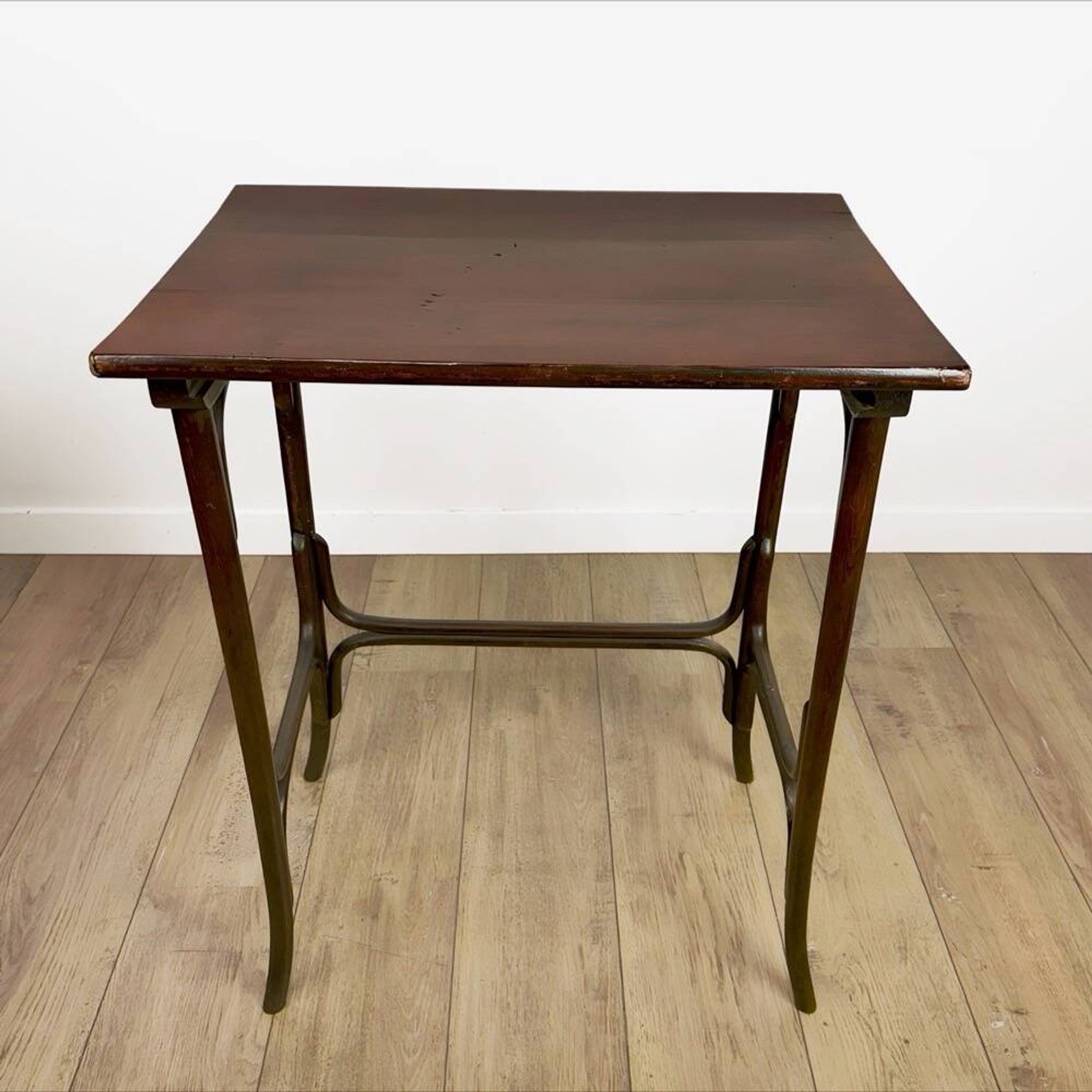 Nest tables Thonet No. 10 Art Nouveau 1900