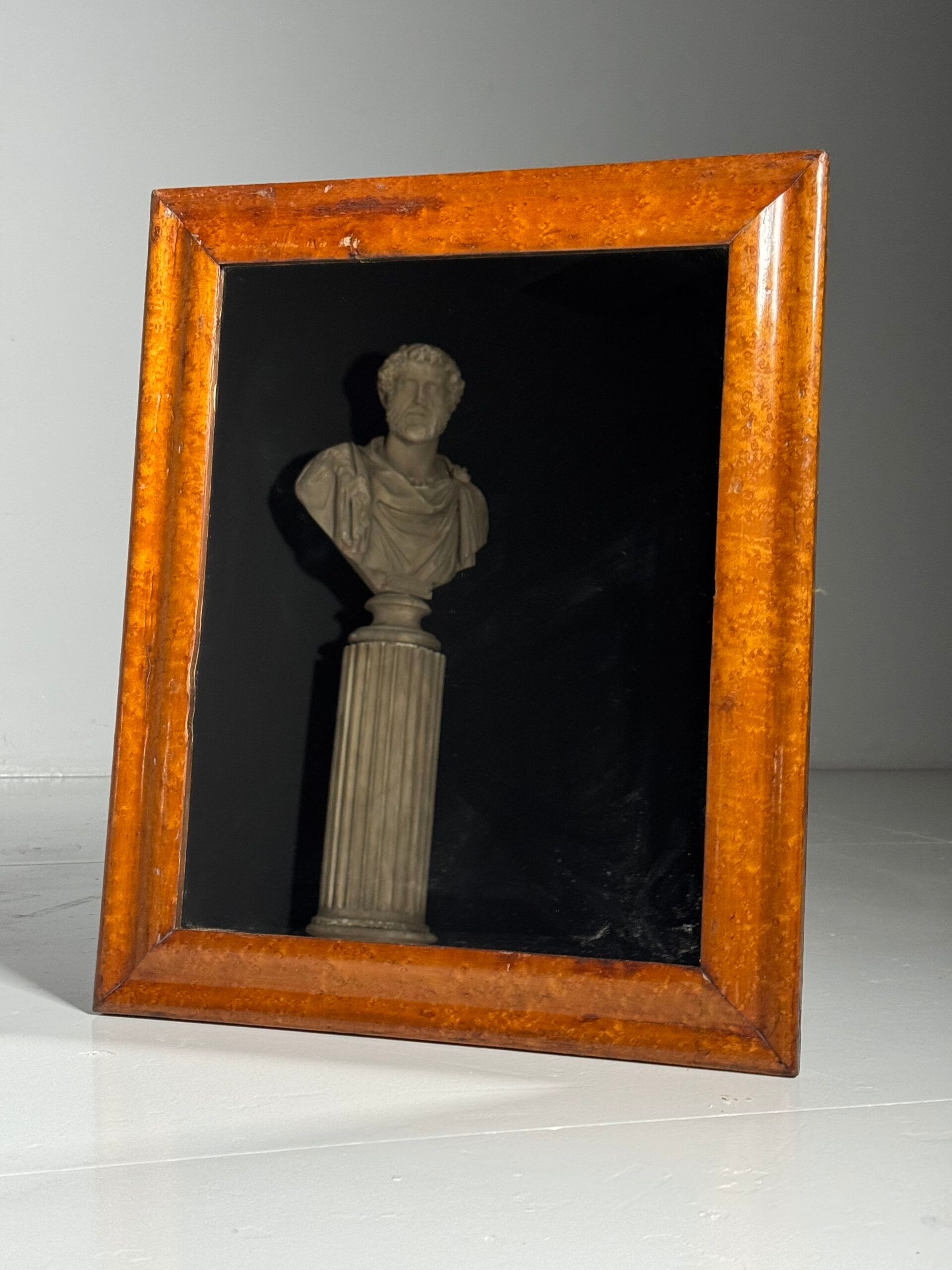 Set of 2 mirrors