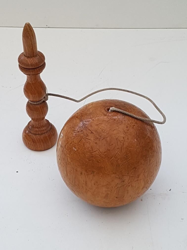 Large old light wood Bilboquet