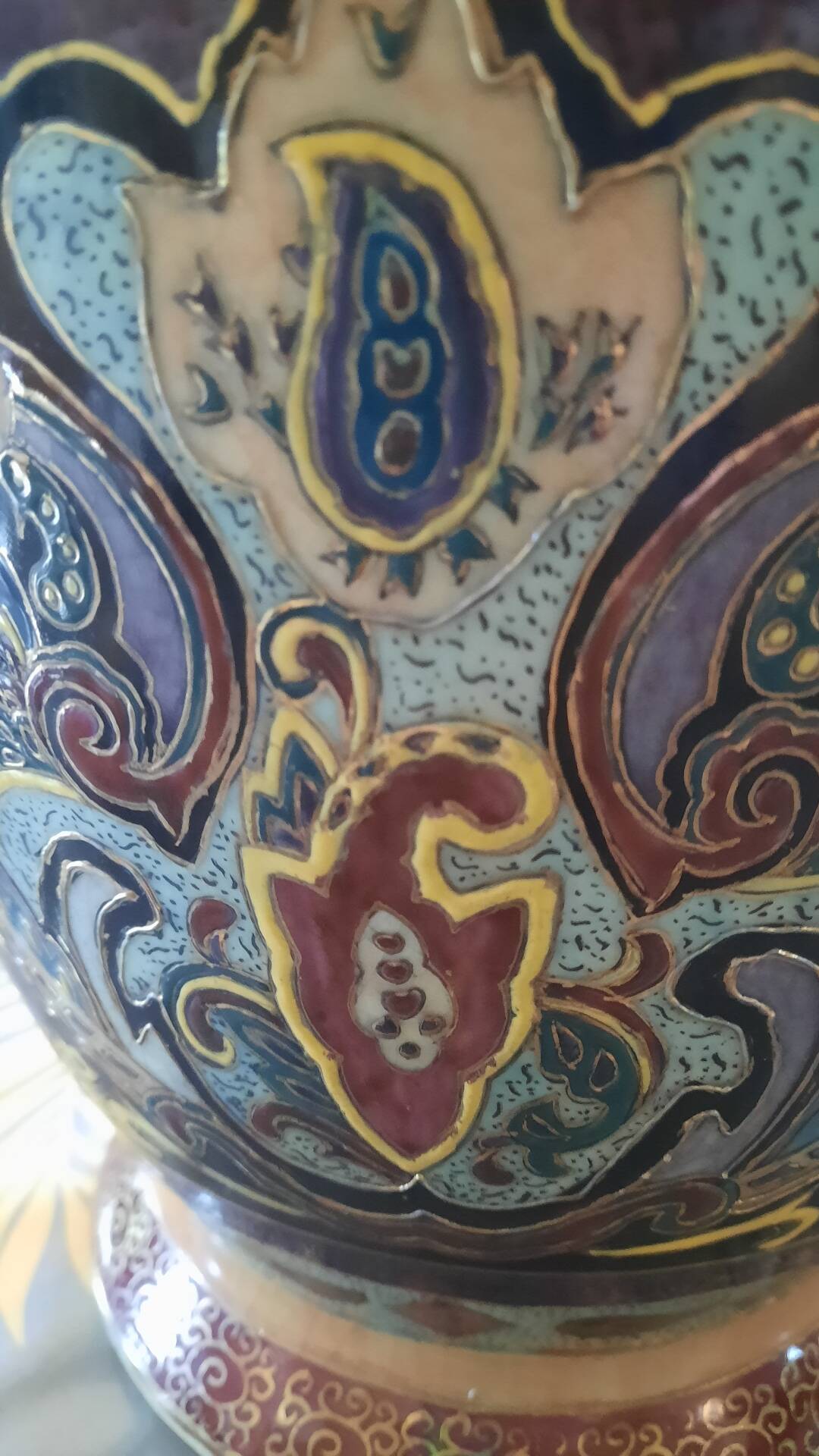 Grand vase en céramique ancien