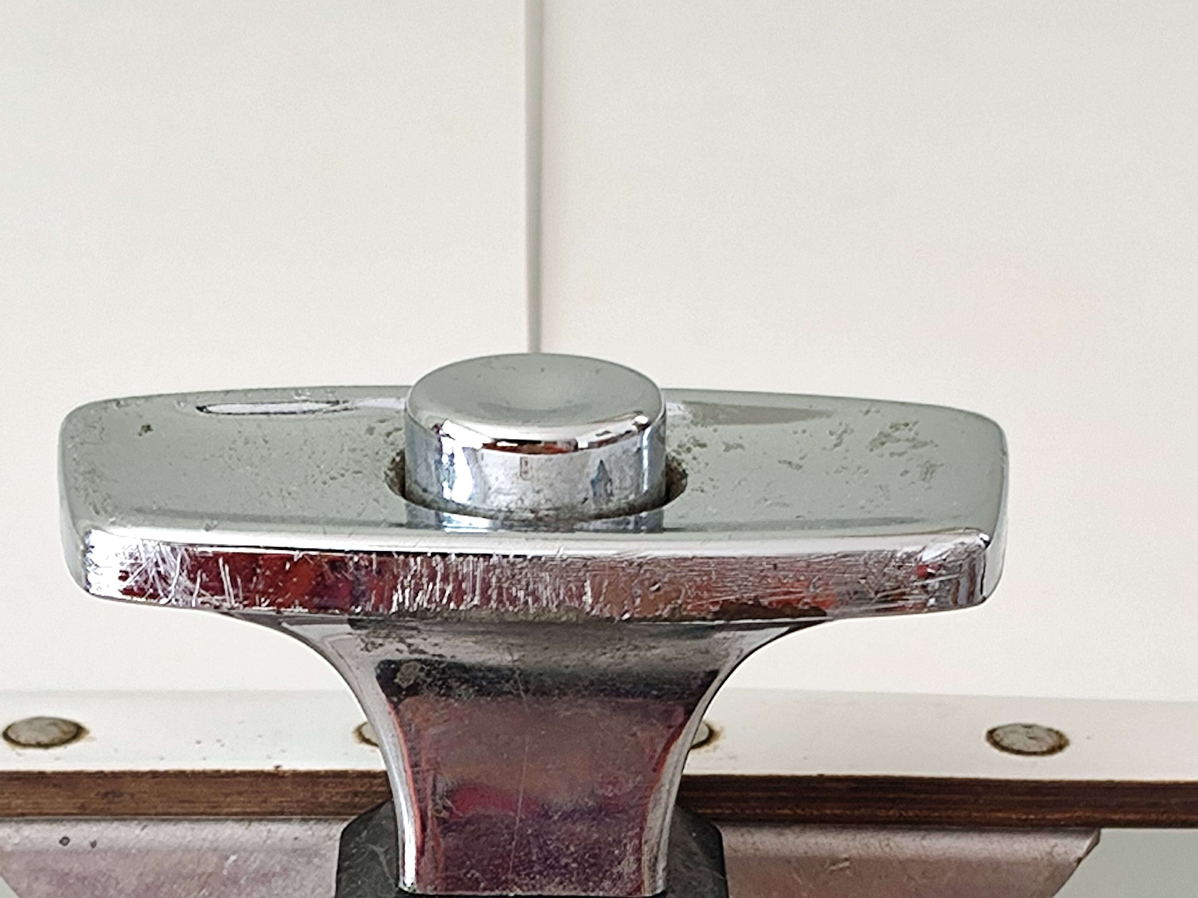 Desserte roulante estampillée MONOTEX