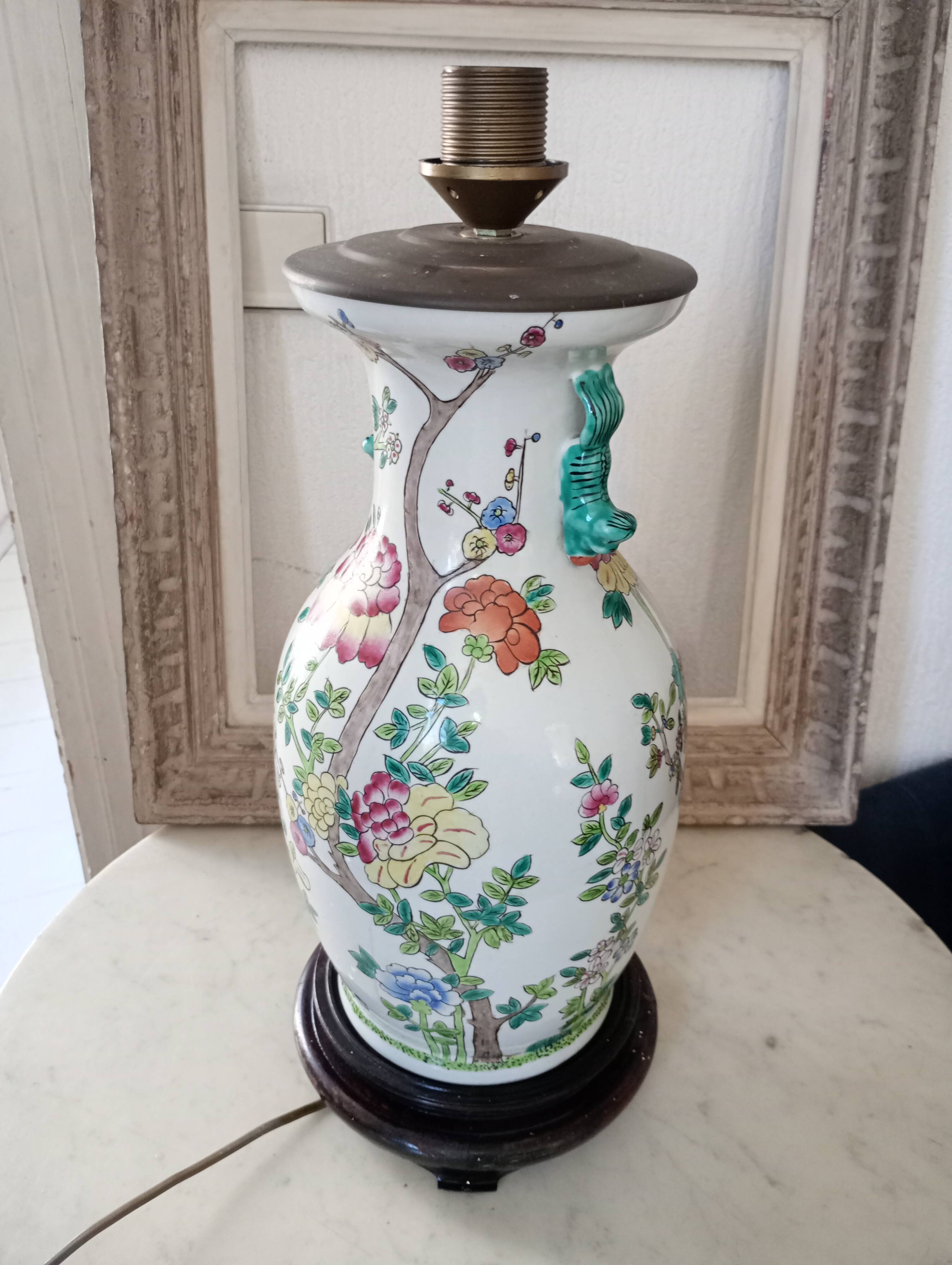 Ancienne lampe chinoise. Vintage.