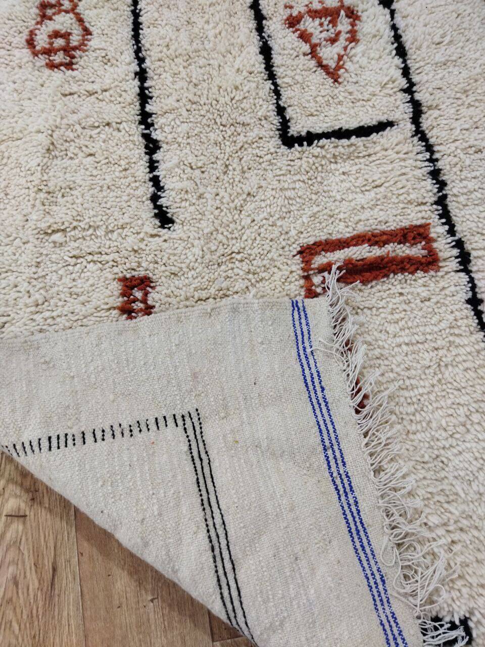 Tapis Berbère Marocain Artisanal 158 X 112 CM