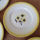 4 assiettes plates