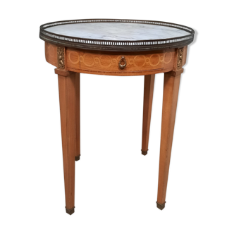 Table dessu marble kind "hot water bottle"