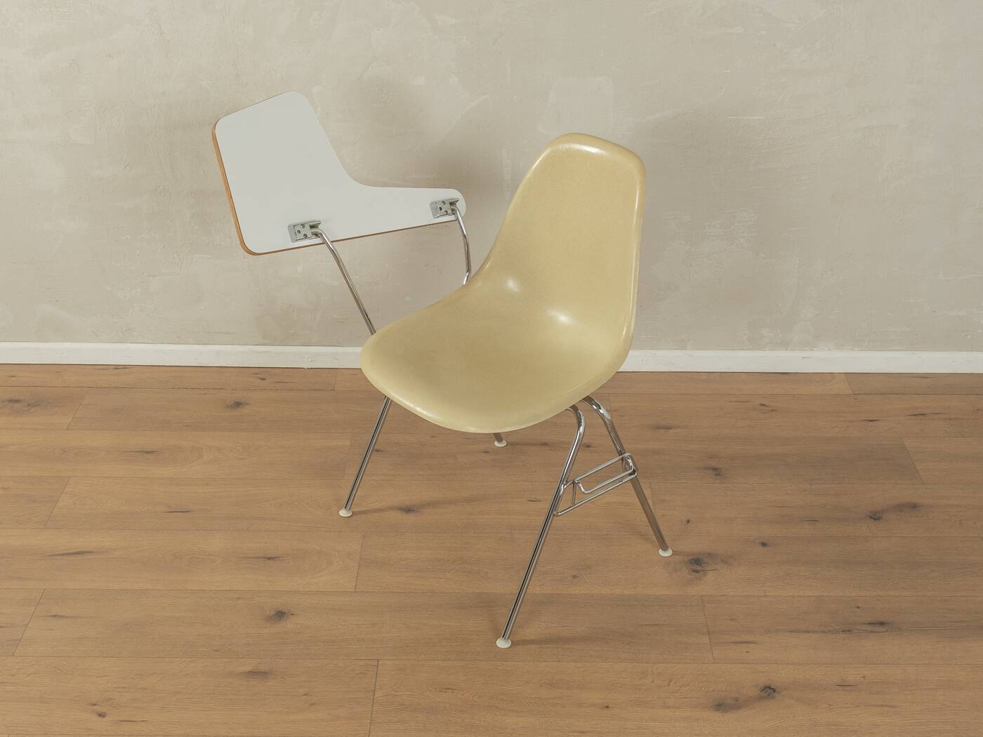 DSS-TA chair, Charles & Ray Eames, Herman Miller