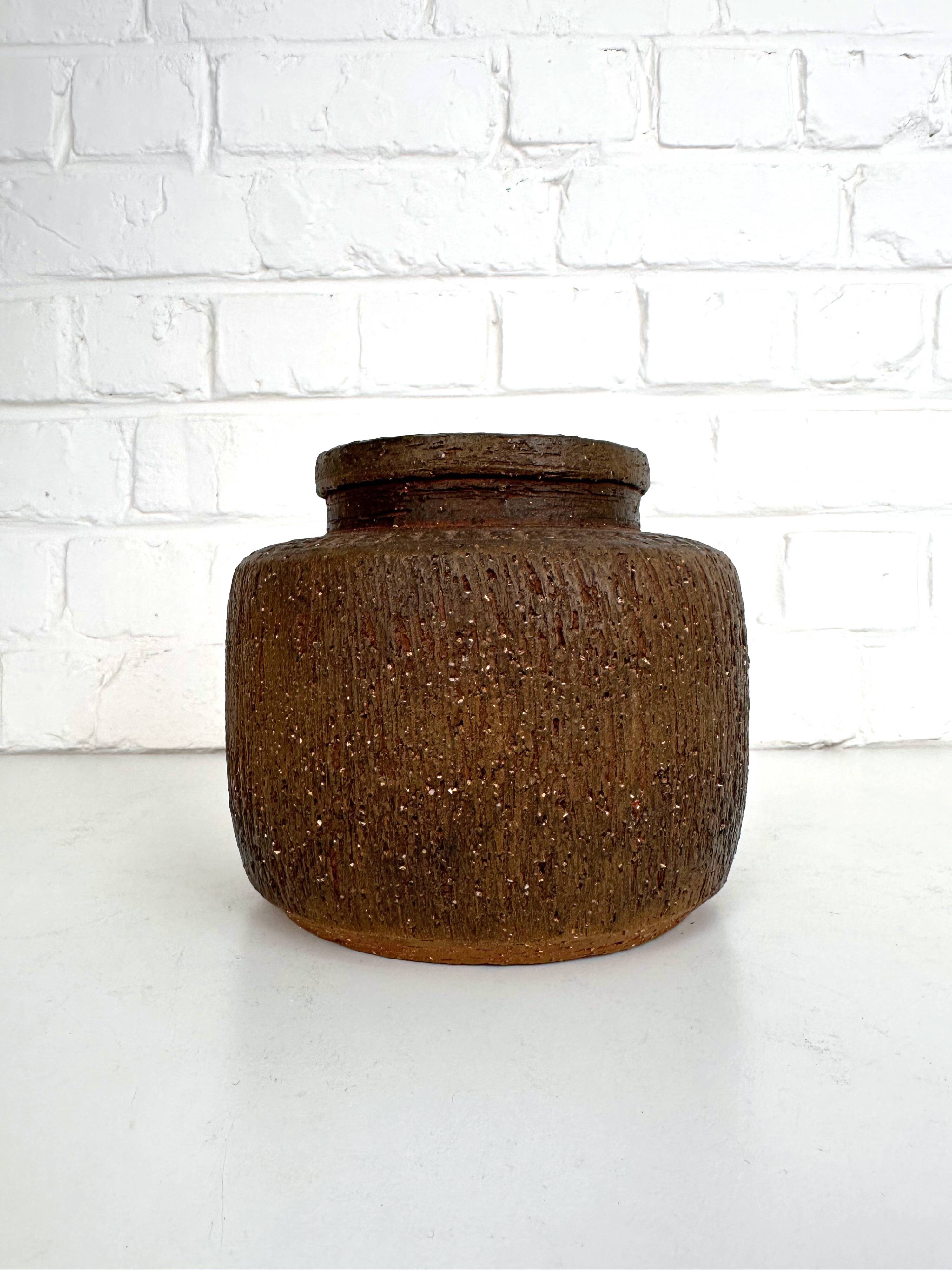 Sculptural stoneware vase by Harry Tusbo, Denmark, 1970s.