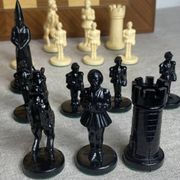 Large Vintage Medieval Chess Set Ajedrez Fantasia