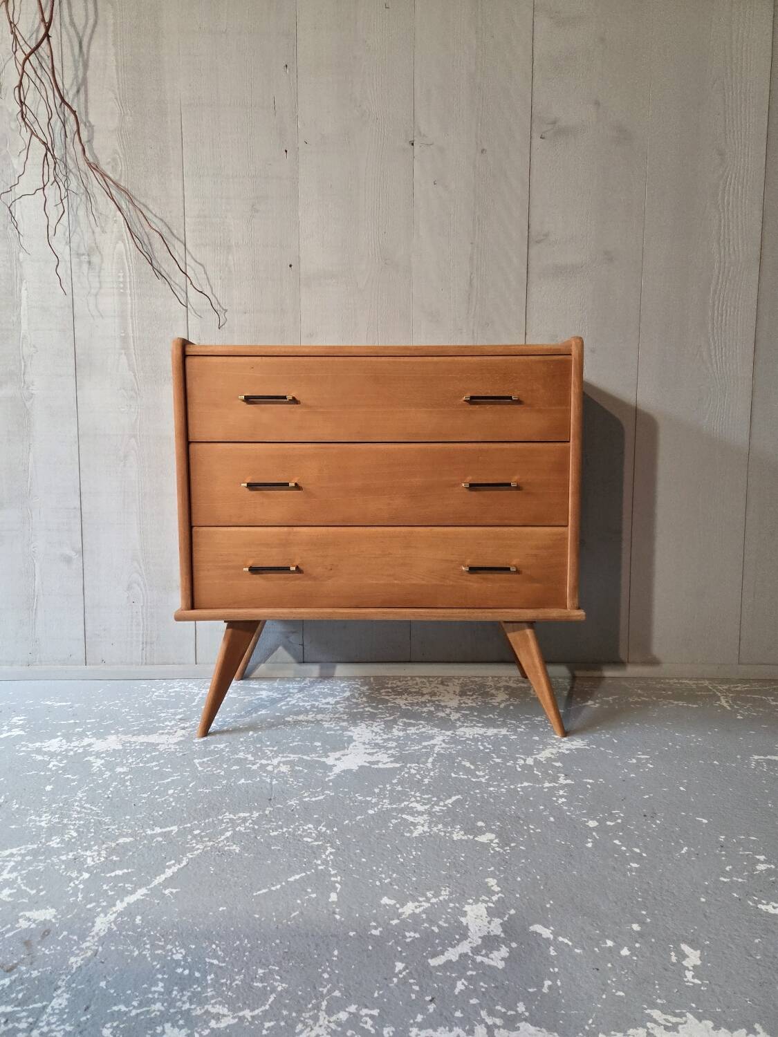 Vintage chest of drawers