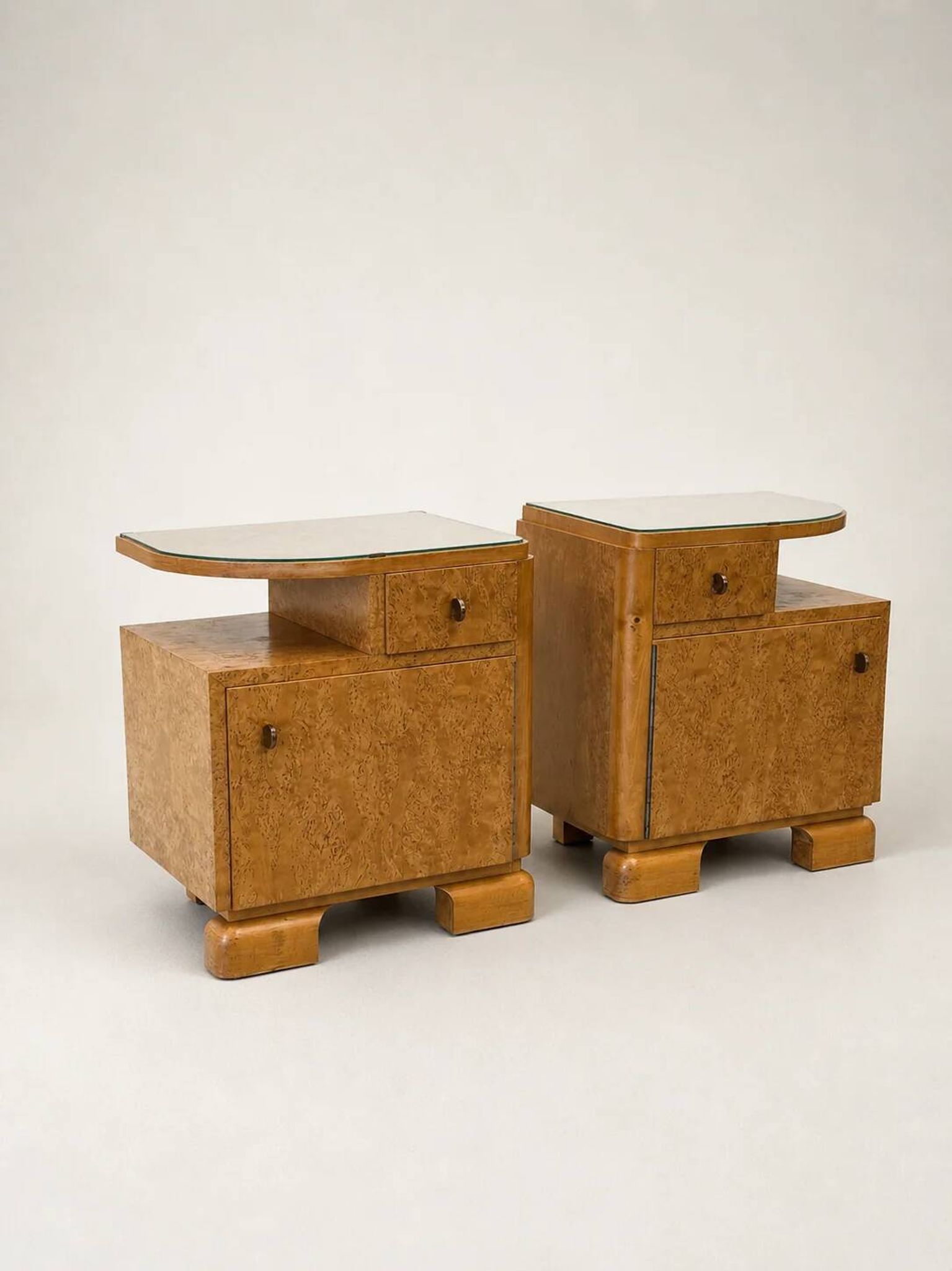 Tables de nuit en érable à œil de perdrix Art Déco, France, années 1930