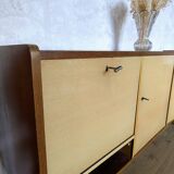 Vintage sideboard from the 50s/60s with tapered legs in a Scandinavian style.