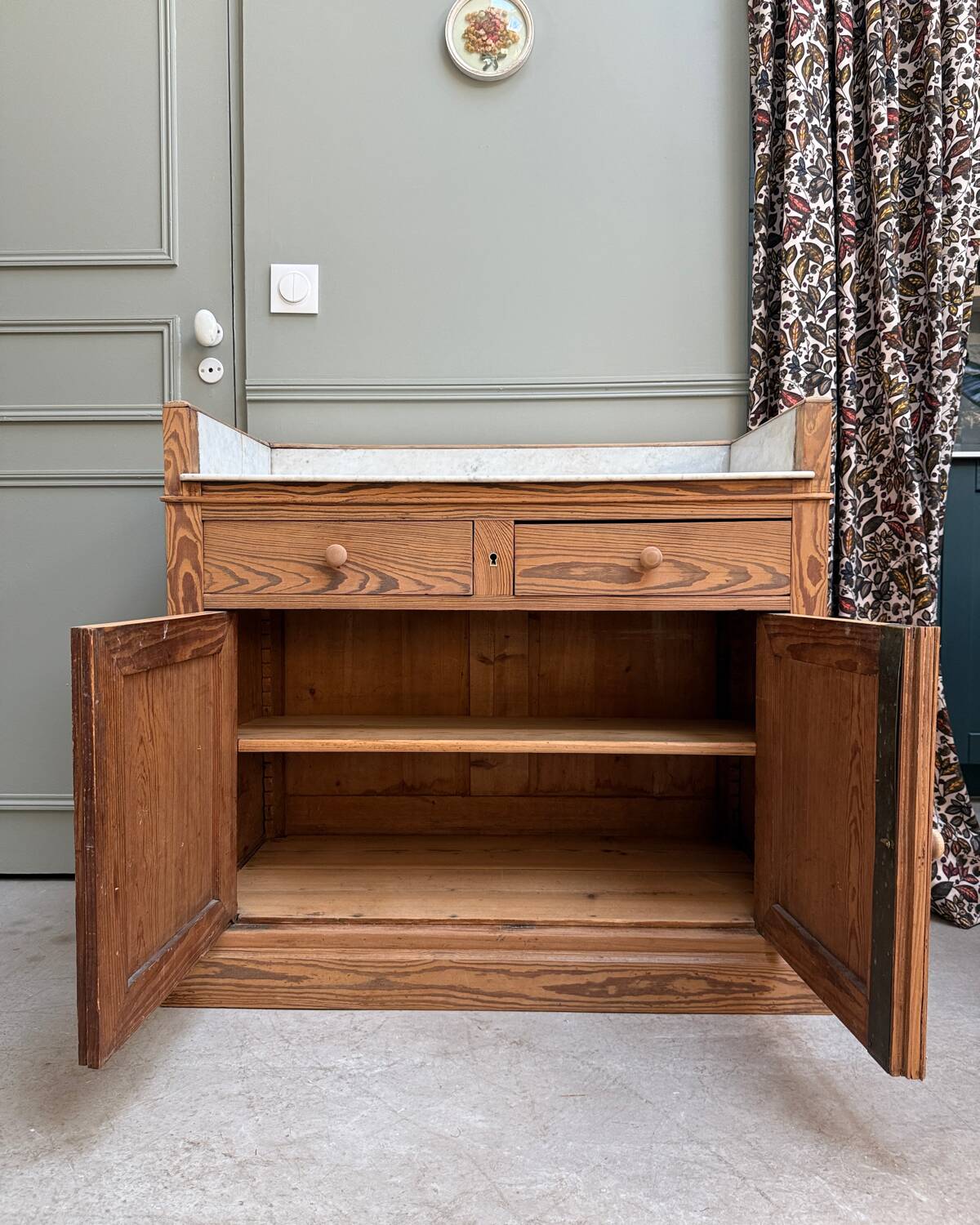 Old bathroom furniture (renovated)