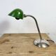 Lampe de table de banquier vintage en émail vert, années 1950