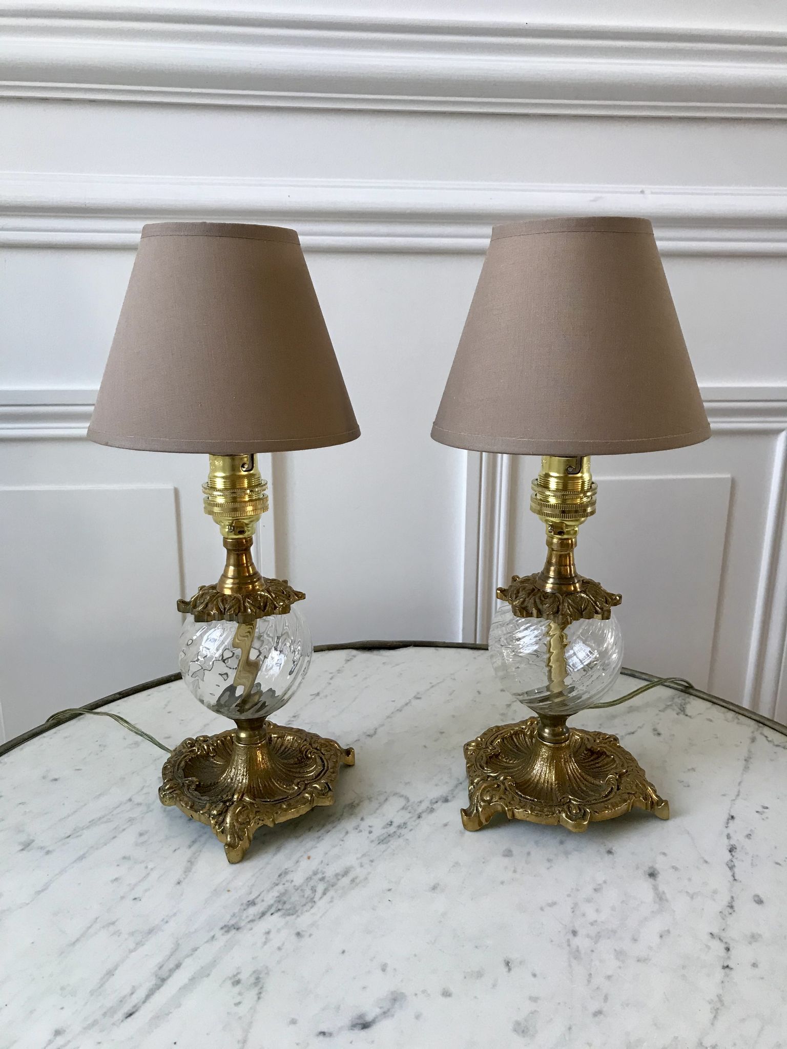 Pair of table lamps in bronze and glass early twentieth century