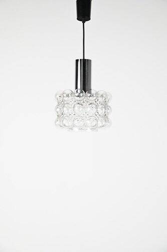 Suspension en verre par Helena Tynell
