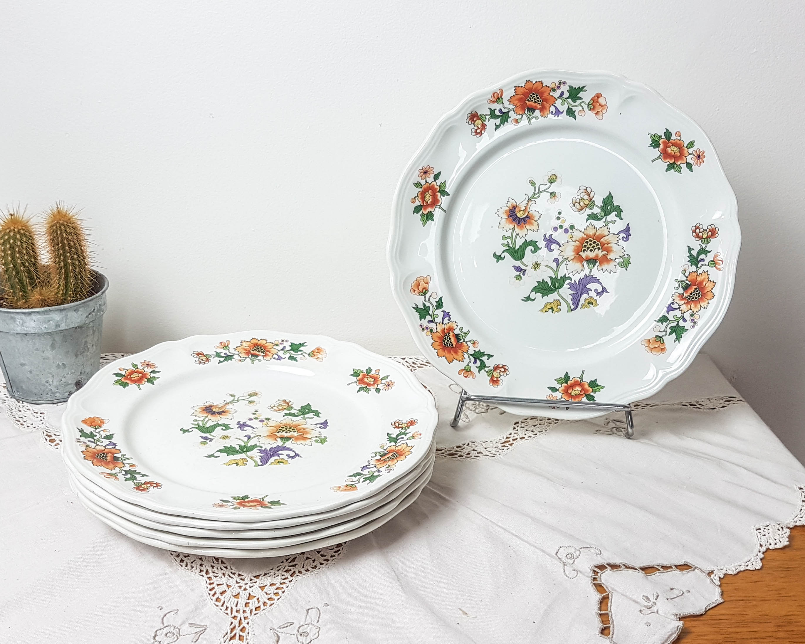 Table service in vintage earthenware Mills of Wolves "ORCHIES" 44 pieces