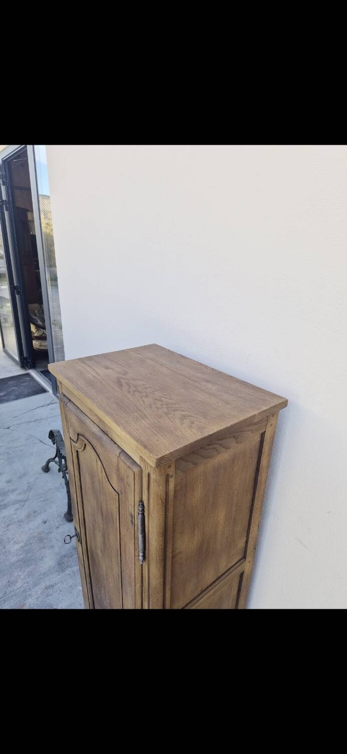 Louis XV jam jar in solid oak, 19th century, Aerogommer