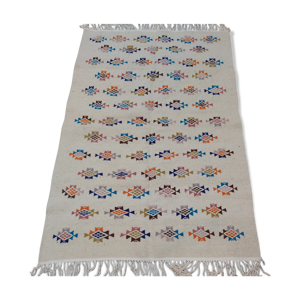 Tapis blanc à motifs géométriques multicolores fait main en pure laine