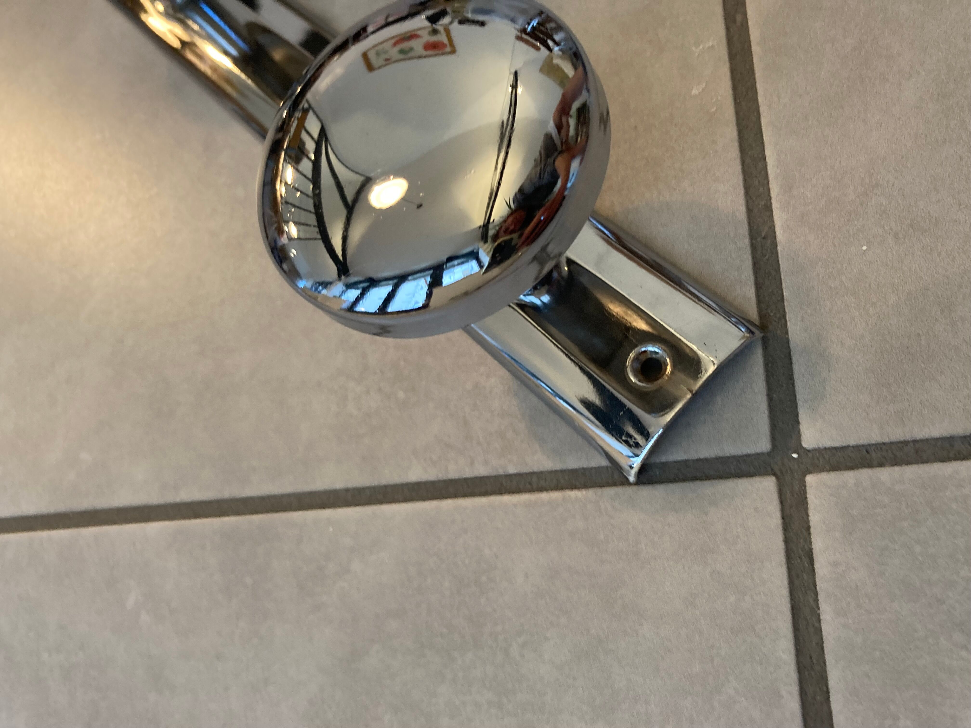 Chromed metal hook 4 supports