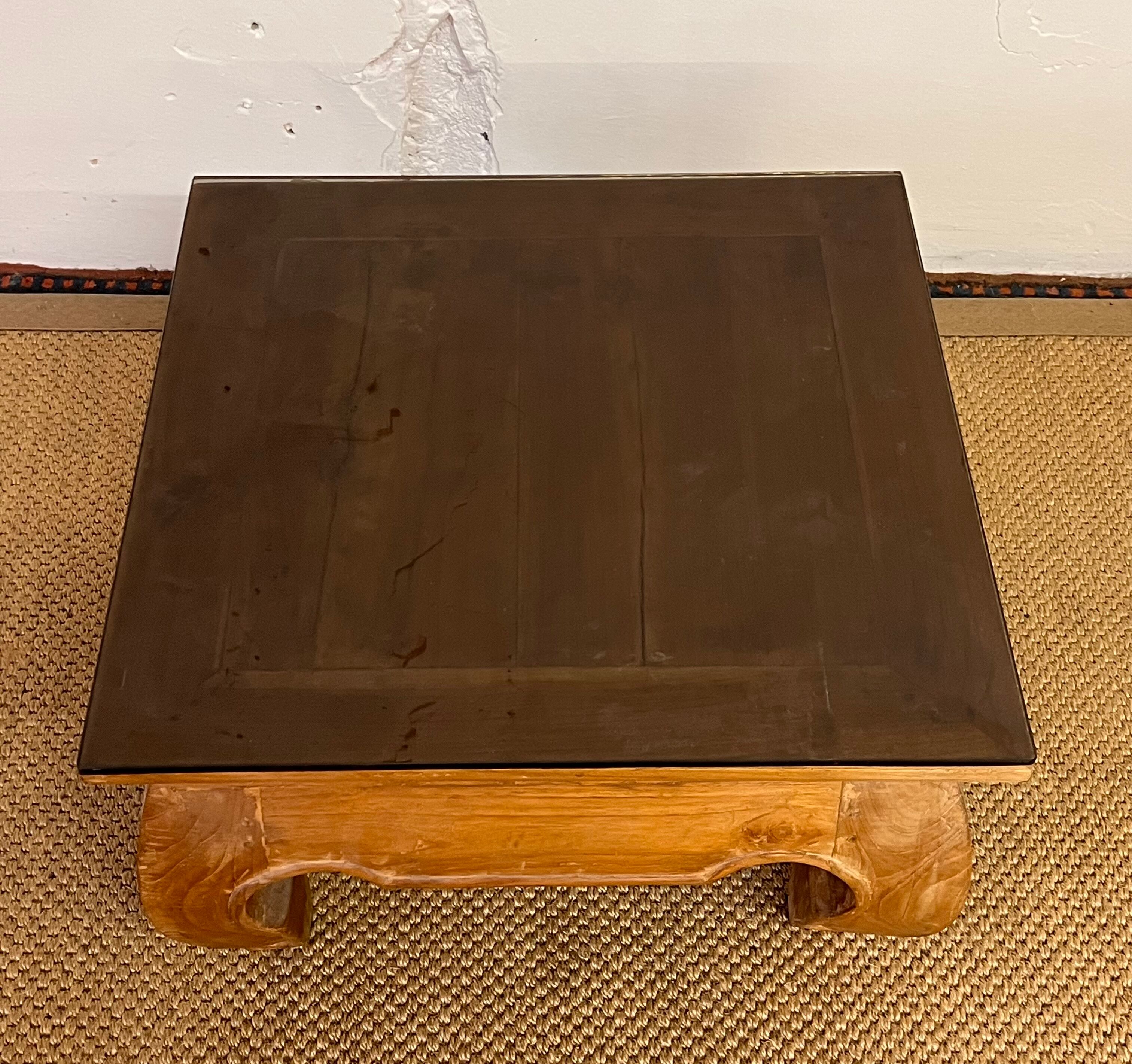Opium coffee table