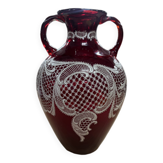 Petit vase soufflé rouge