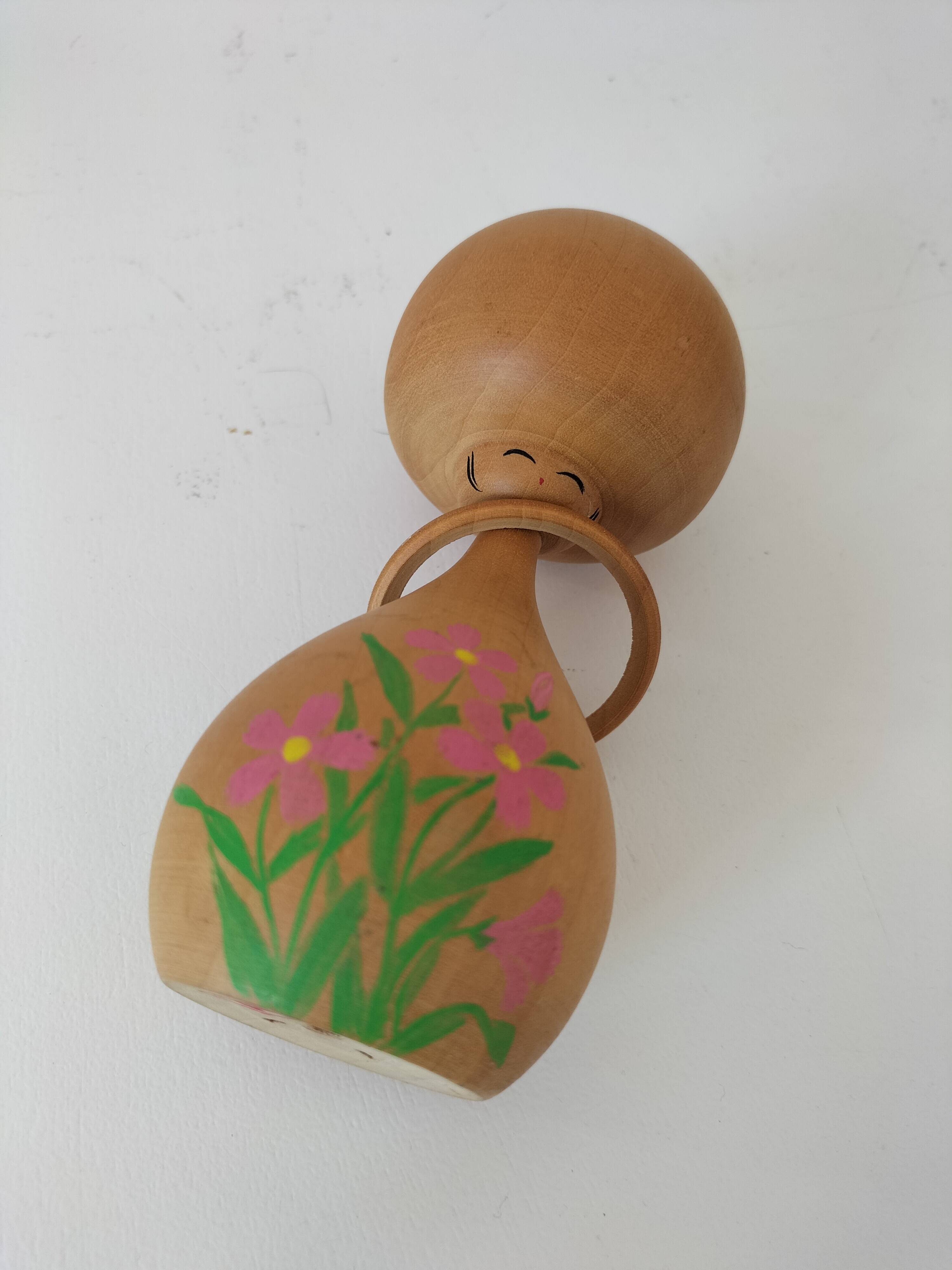 Kokeshi japonaise vintage Ōkura – anneau mobile