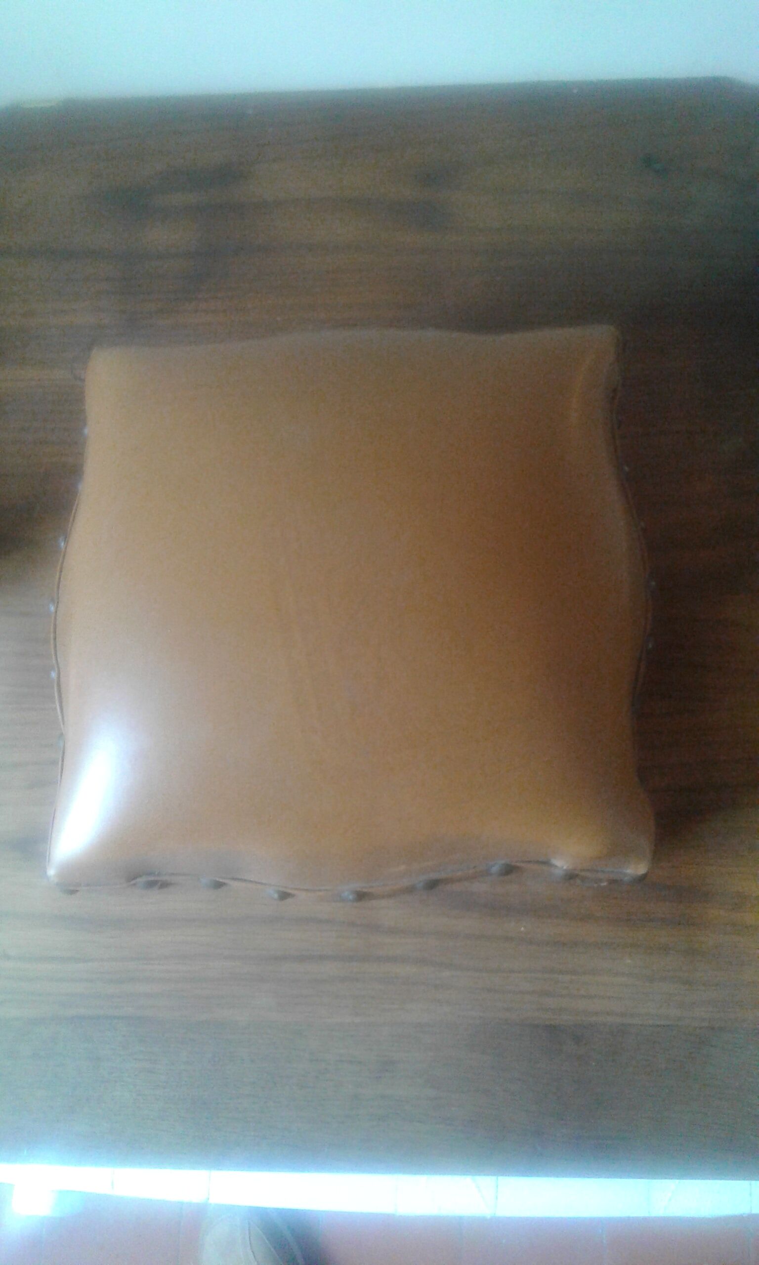 Repose pieds marron