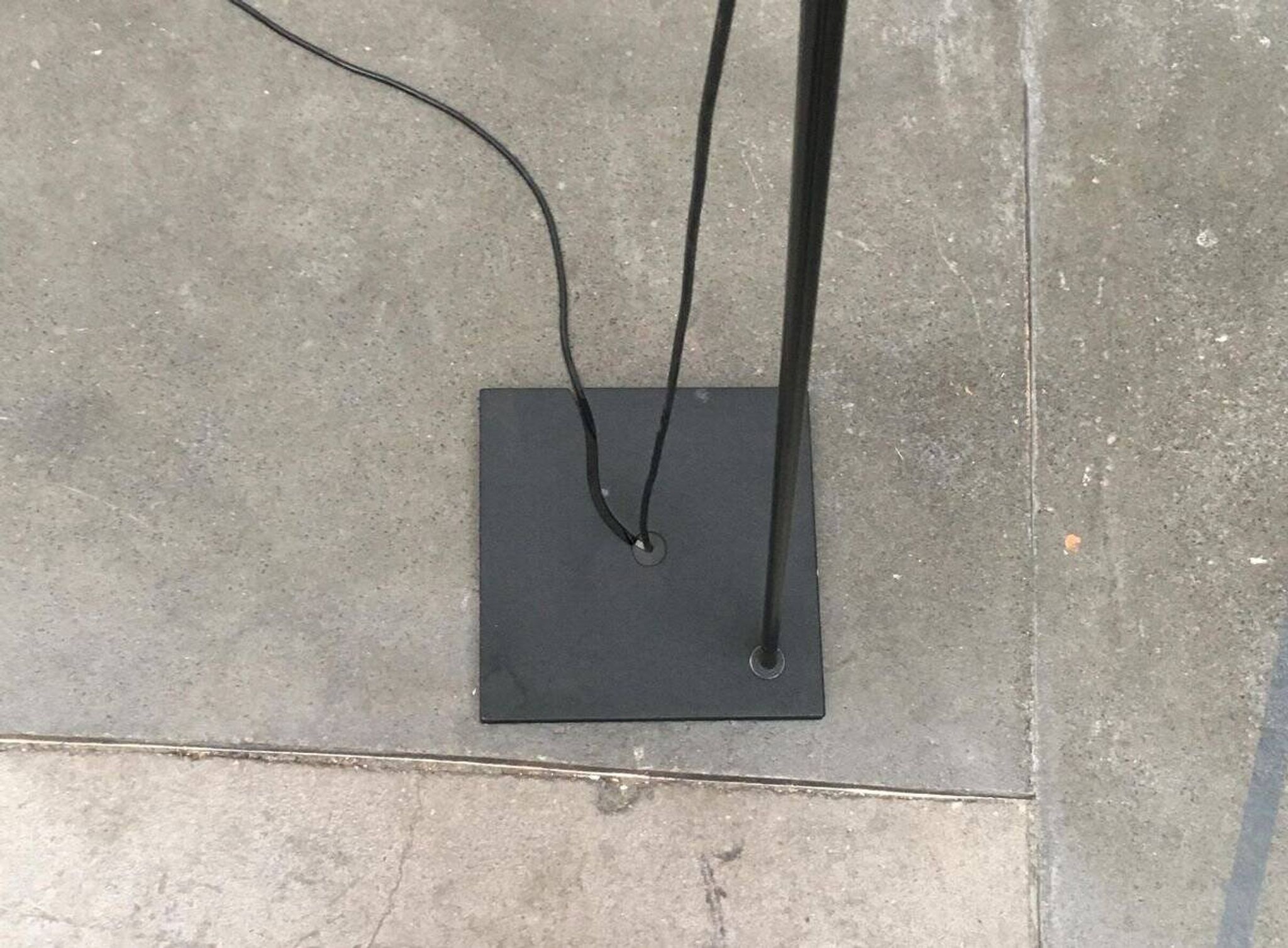 Postmodern Italian floor lamp Tao by Barbaglia & Colombo for PAF Studio