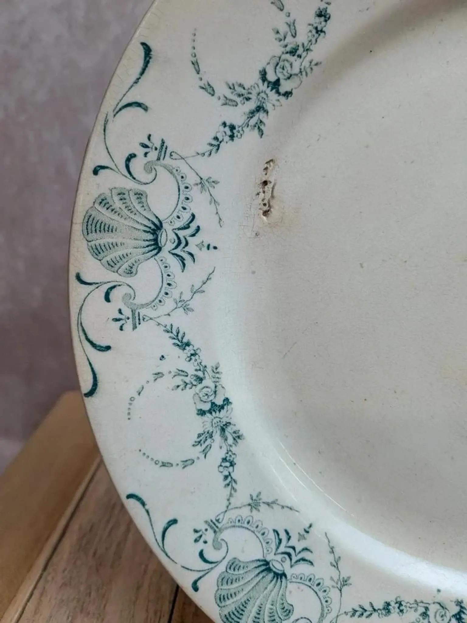 Flat plate made of ironstone Lunéville – Garland model – Antique